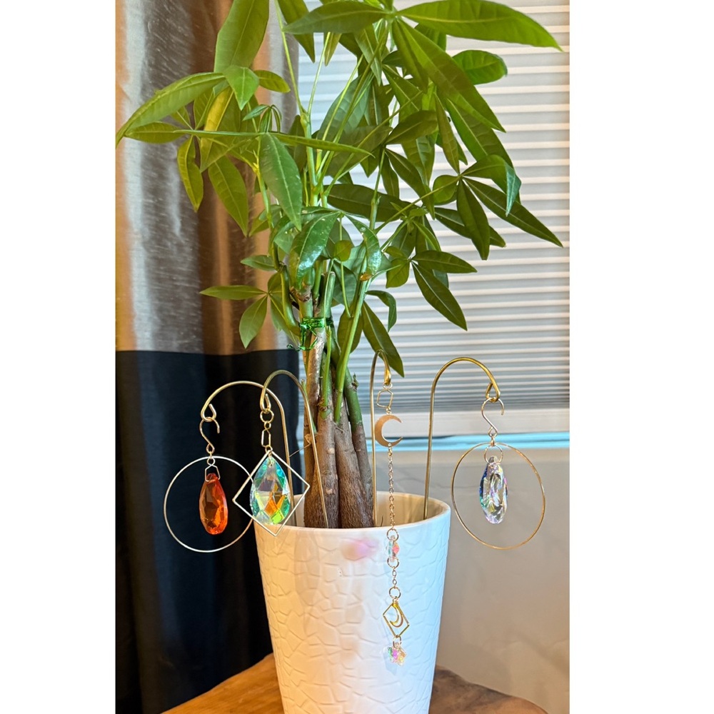 Gift these Sun catcher hooks!